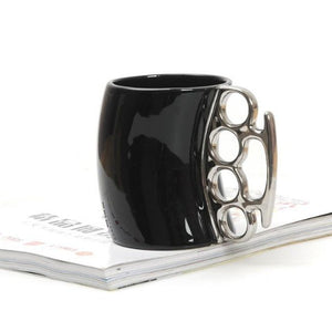 New Creative Fist Cup 4 Colors Knuckles Mug Ceramic Coffee Mug Personality Porcelain Cup Novelty Gifts 1pc